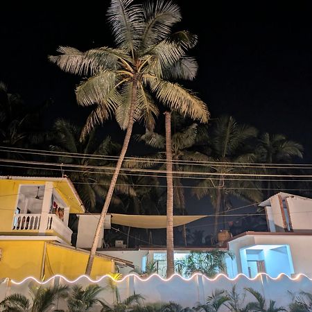 Selesta Sea By The Beach Morjim Esterno foto
