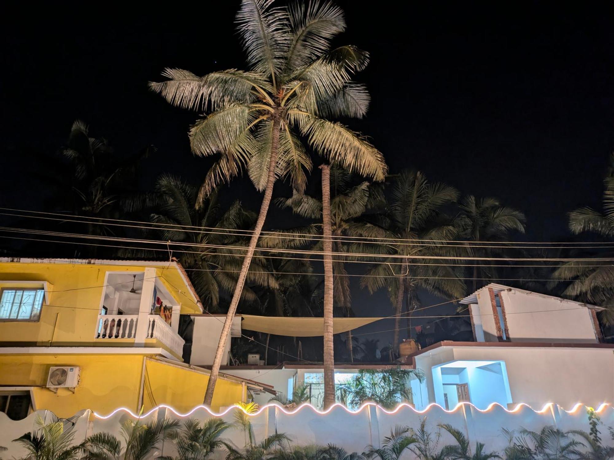 Selesta Sea By The Beach Morjim Esterno foto